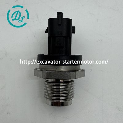 0281006364 Czujnik ciśnienia paliwa na listwie VA32G6109101 5260246 Bosch